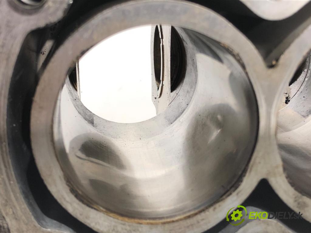 TOYOTA YARIS (_P9_) 2005 - 2014    1.0 VVT-i (KSP90_) 51 kW [69 KM] benzyna 2005 - 20  blok Motor 1KR-FE (Blok motora)