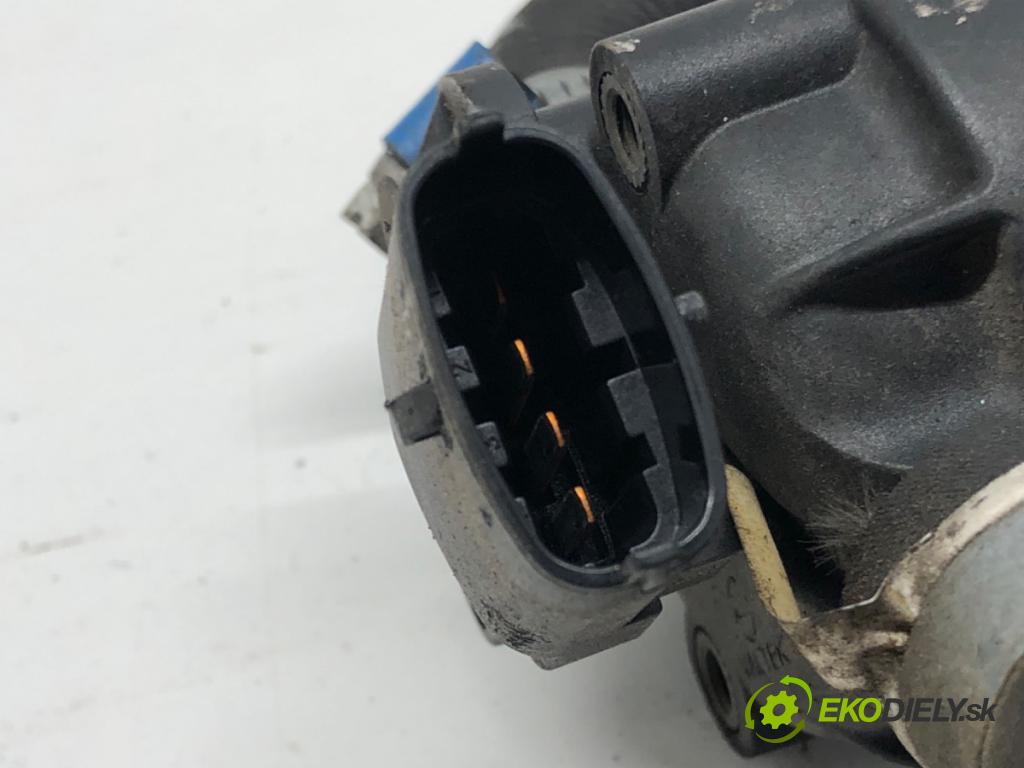 RENAULT MEGANE II (BM0/1_, CM0/1_) 2001 - 2012    1.6 77 kW [105 KM] benzyna 2005 - 2008  snímač tlaku plynového pedálu LPG obal filtra 67R-010181