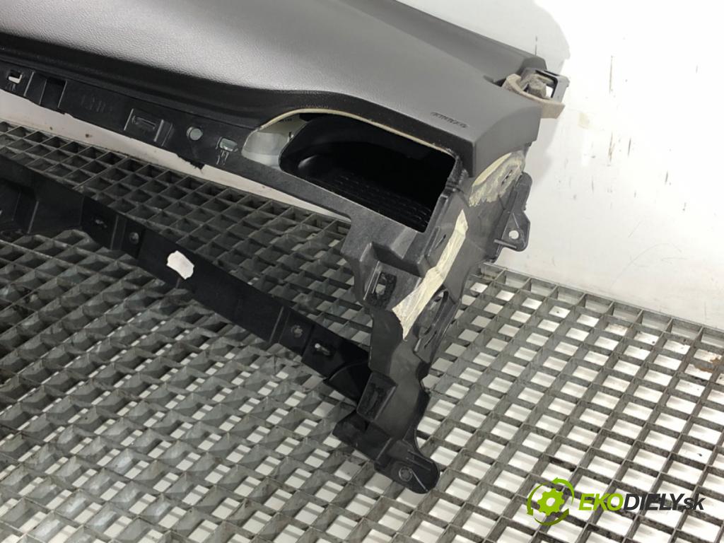 FORD MONDEO V liftback (CE) 2014 - 2022    1.5 EcoBoost 118 kW [160 KM] benzyna 2014 - 2022  Palubná doska silentbloku ZÁBORY: pasy
