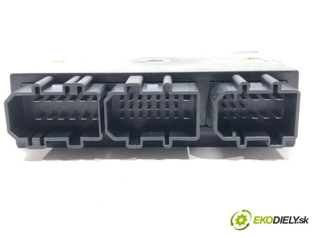 SEAT LEON (1M1) 1999 - 2006    1.9 TDI 81 kW [110 KM] olej napędowy 1999 - 2006  Modul komfortu 1J0959799S (Moduly komfortu)