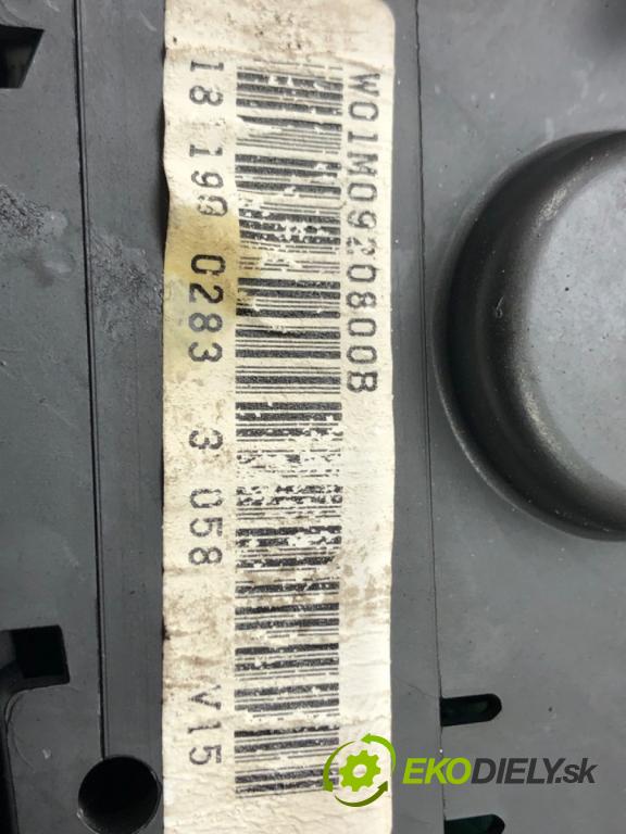 SEAT LEON (1M1) 1999 - 2006    1.9 TDI 81 kW [110 KM] olej napędowy 1999 - 2006  Prístrojovka 1M0920800B (Prístrojové dosky, displeje)
