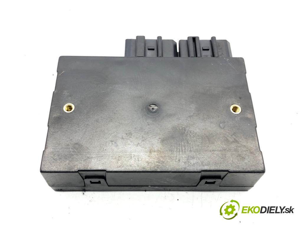 VW GOLF IV (1J1) 1997 - 2008    1.9 TDI 66 kW [90 KM] olej napędowy 1997 - 2004  Modul komfortu 1C0962258J (Moduly komfortu)