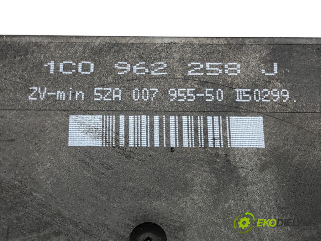 VW GOLF IV (1J1) 1997 - 2008    1.9 TDI 66 kW [90 KM] olej napędowy 1997 - 2004  Modul komfortu 1C0962258J (Moduly komfortu)