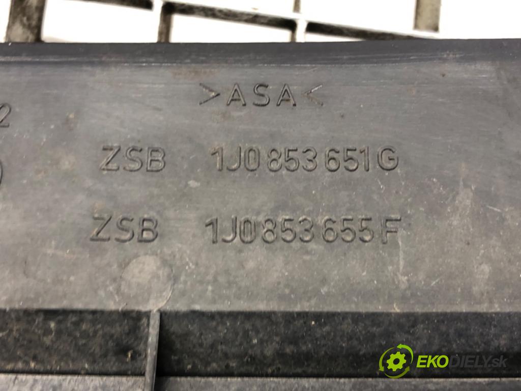 VW GOLF IV (1J1) 1997 - 2008    1.9 TDI 66 kW [90 KM] olej napędowy 1997 - 2004  mřížka maska  (Mřížky (masky) chladičů)