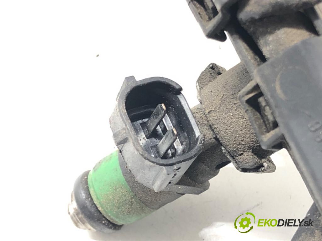 VW POLO (9N_, 9A_) 2001 - 2014    1.2 12V 47 kW [64 KM] benzyna 2001 - 2007  Lišta vstrekovacia  (Vstrekovacie lišty)