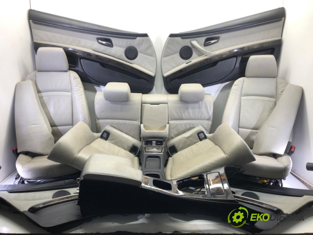 BMW 3 coupe (E92) 2005 - 2013    328 xi 172 kW [234 KM] benzyna 2006 - 2008  Sedadlá, sedačky Sedadlo bočné Tunel 