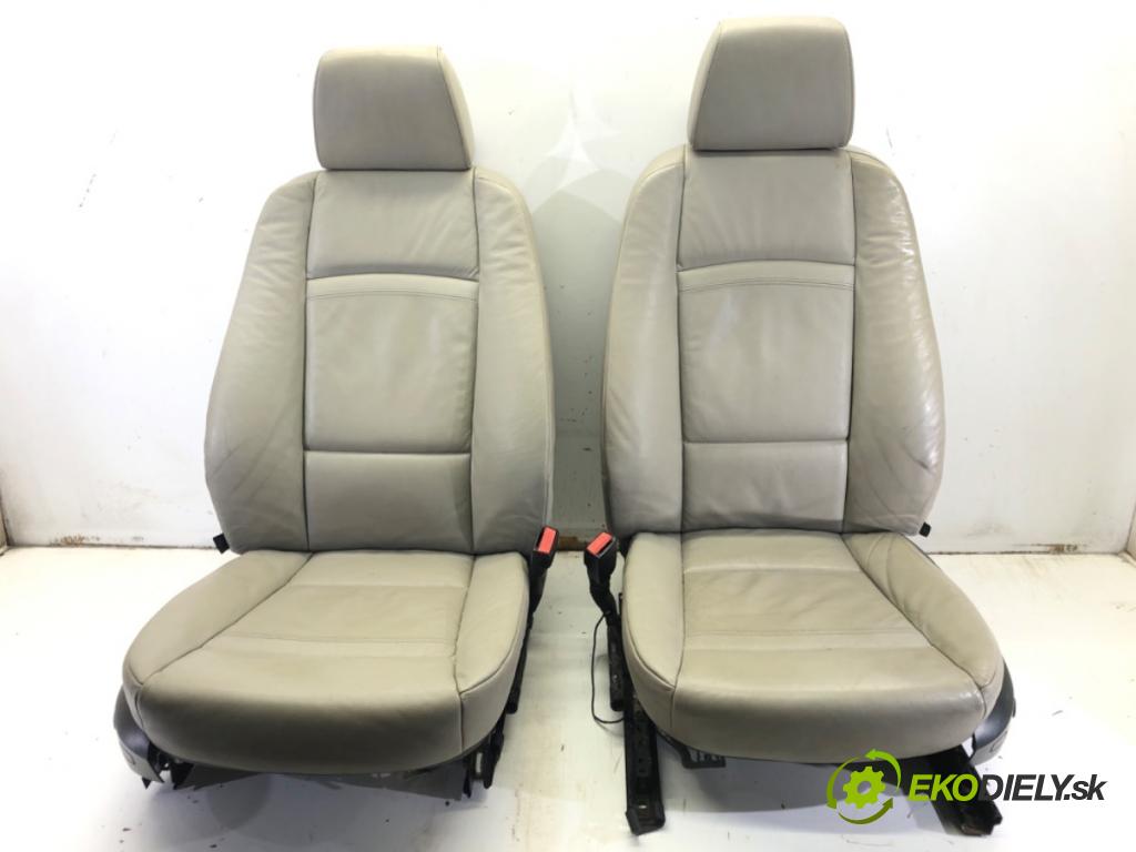 BMW 3 coupe (E92) 2005 - 2013    328 xi 172 kW [234 KM] benzyna 2006 - 2008  Sedadlá, sedačky Sedadlo bočné Tunel