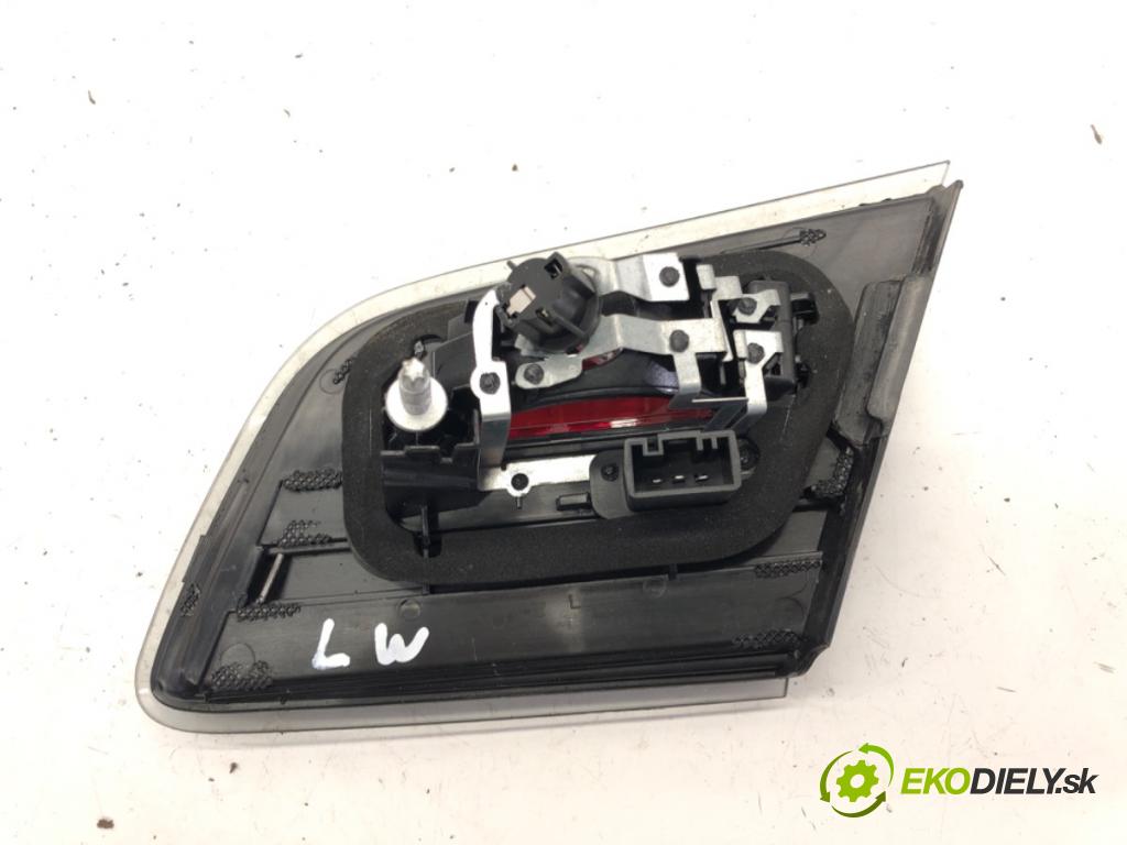 BMW E92 coupe 2008 172 kW 328 xi 2996 Svetlo zad ľavá strana vnútorná (Kľučka dverí ostatné)