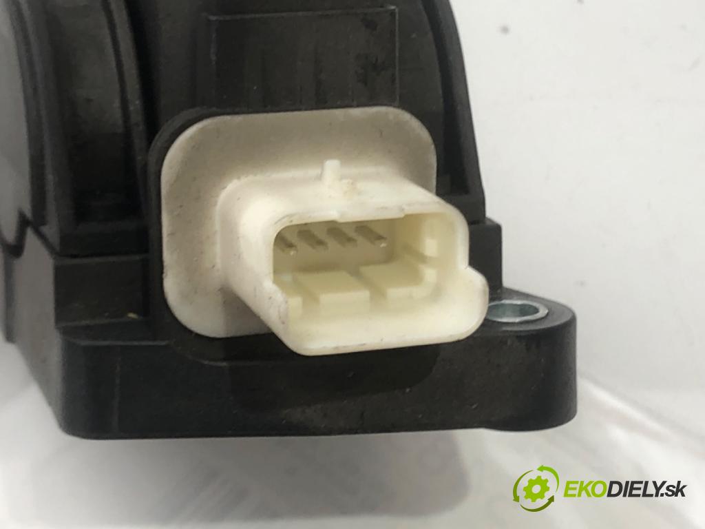 PEUGEOT 407 SW (6E_) 2004 - 2011    1.6 HDi 110 80 kW [109 KM] olej napędowy 2004 - 20  Potenciometer plynového pedálu 9644939680 (Pedále)