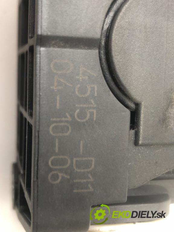 PEUGEOT 407 SW (6E_) 2004 - 2011    1.6 HDi 110 80 kW [109 KM] olej napędowy 2004 - 20  Potenciometer plynového pedálu 9644939680 (Pedále)