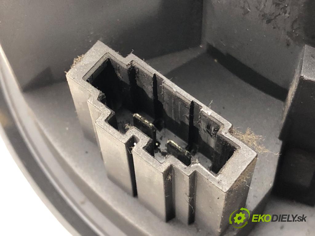 SEAT ALHAMBRA (7V8, 7V9) 1996 - 2010    1.9 TDI 66 kW [90 KM] olej napędowy 1996 - 2010  ventilátor kúrenia 7M1819021