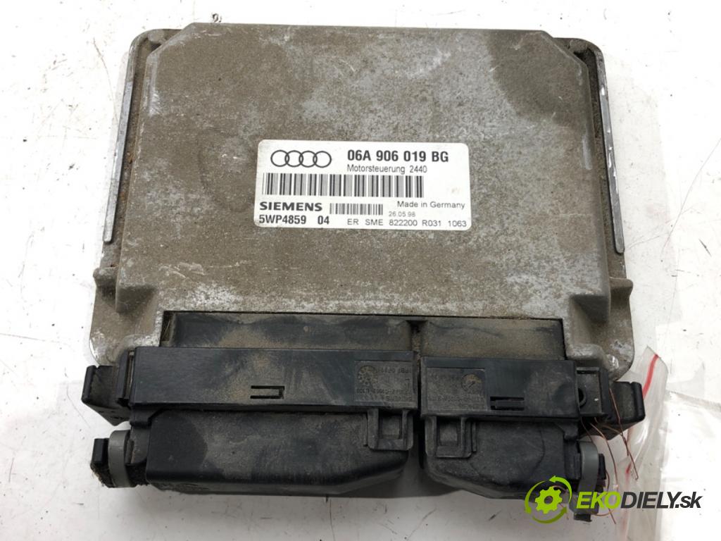 AUDI A3 (8L1) 1996 - 2006    1.6 74 kW [101 KM] benzyna 1996 - 2003  riadiaca jednotka Motor 06A906019BG