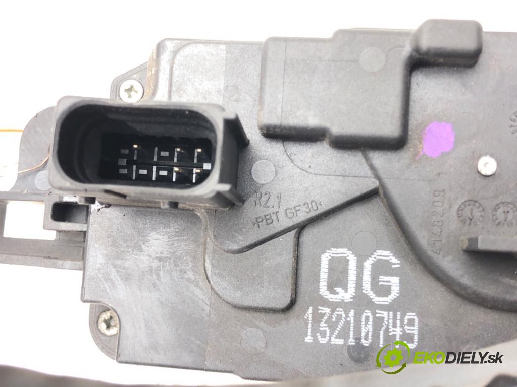 OPEL ZAFIRA B Nadwozie pełne/minivan (A05) 2005 - 2015    1.9 CDTI VAN (M75) 88 kW [120 KM] olej napędowy 20  zámok dveře pravý přední část 13210749
