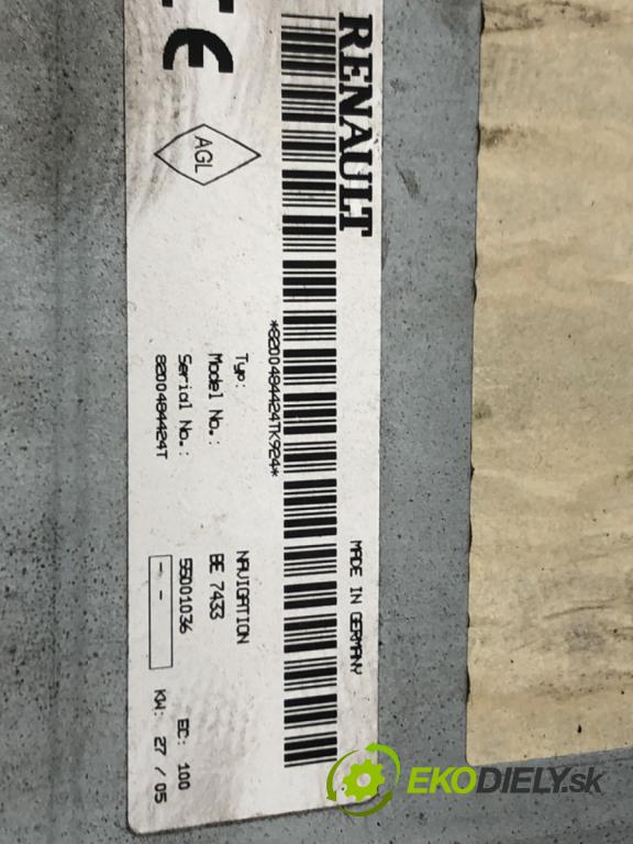 RENAULT SCÉNIC II (JM0/1_) 2003 - 2010    1.9 dCi (JM14) 96 kW [131 KM] olej napędowy 2005 -  RADIO 8200484424T (Audio zariadenia)