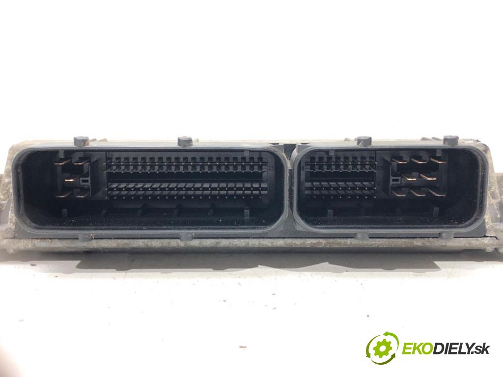 VW POLO (9N_, 9A_) 2001 - 2014    1.2 12V 47 kW [64 KM] benzyna 2001 - 2007  riadiaca jednotka Motor 03E906033R (Riadiace jednotky)