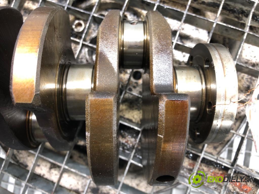 VW POLO (9N_, 9A_) 2001 - 2014    1.2 12V 47 kW [64 KM] benzyna 2001 - 2007  Kardaň, hriadeľ KLIKA: 03DD (Ostatné)