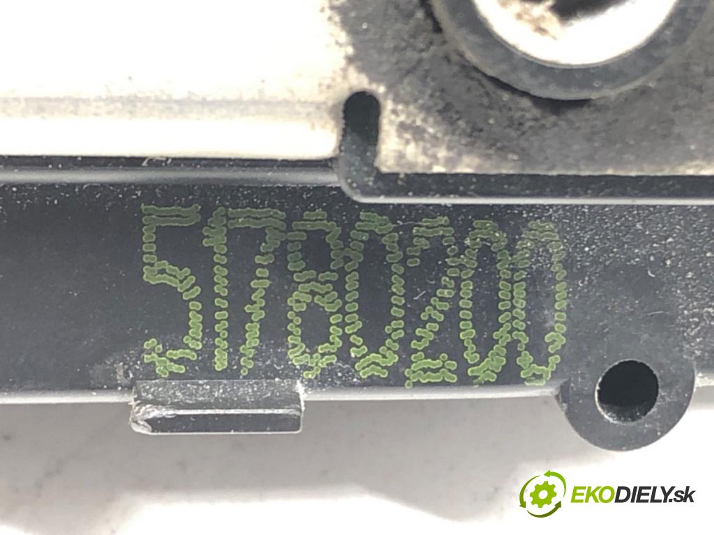 FIAT CROMA (194_) 2005 - 2022    1.9 D Multijet (194AXC1B, 194AXC12) 110 kW [150 KM  zámok dveře pravý přední část 51780200