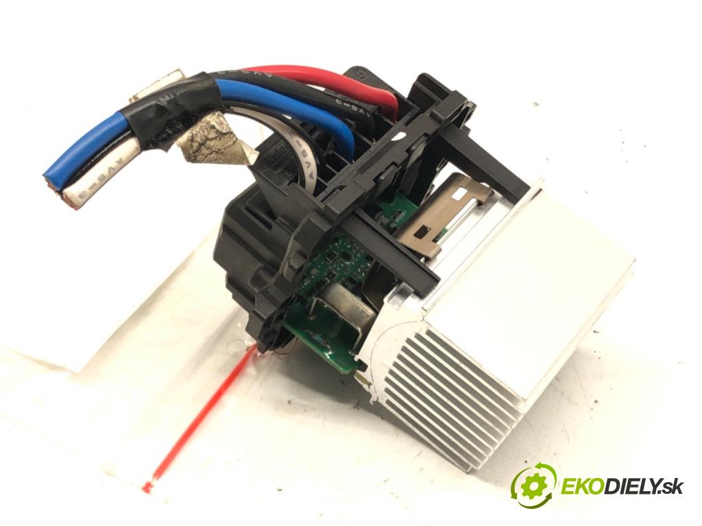 TOYOTA AYGO (_B4_) 2014 - 2022    1.0 (KGB40) 51 kW [69 KM] benzyna 2014 - 2022  Odpor, rezistor kúrenia vzduchu T1000035N-D (Odpory (rezistory) kúrenia)