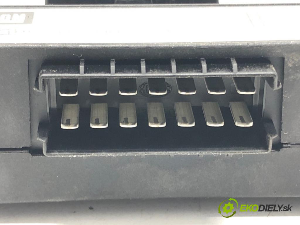OPEL ZAFIRA B Nadwozie pełne/minivan (A05) 2005 - 2015    1.9 CDTI VAN (M75) 110 kW [150 KM] olej napędowy 2  Modul ťažného oka 24453850 (Ostatné)