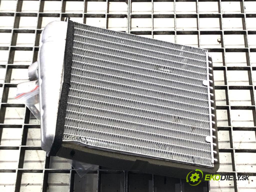 SEAT ALTEA (5P1) 2004 - 2022    1.9 TDI 77 kW [105 KM] olej napędowy 2004 - 2022  Výhrevné teleso, radiátor kúrenia 1K0819031 (Radiátory kúrenia)