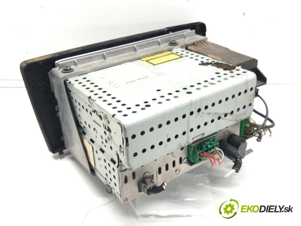 VOLVO V70 II (285) 1999 - 2008    2.4 T AWD 147 kW [200 KM] benzyna 2001 - 2002  RADIO 8651155 (Audio zariadenia)