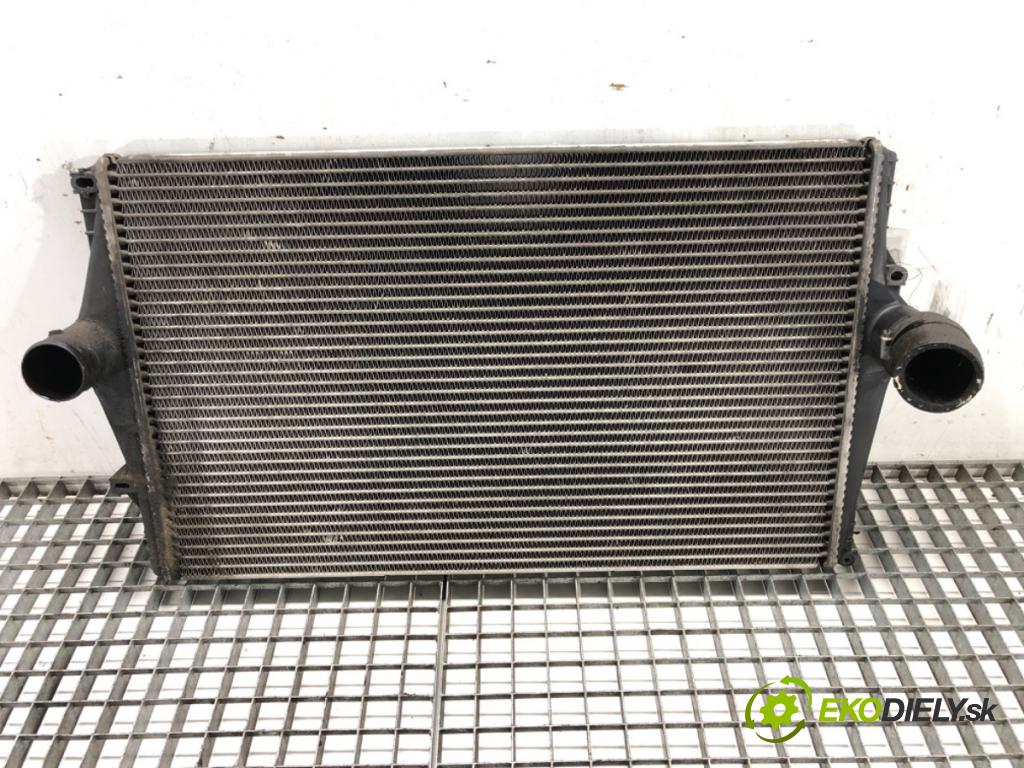 VOLVO V70 II (285) 1999 - 2008    2.4 T AWD 147 kW [200 KM] benzyna 2001 - 2002  intercooler 8649471 (Chladiče nasávaného vzduchu (intercoolery))