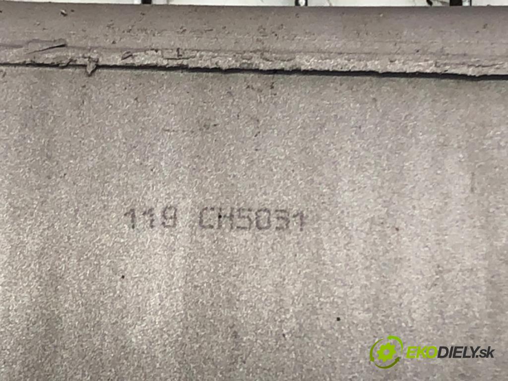 VOLVO V70 II (285) 1999 - 2008    2.4 T AWD 147 kW [200 KM] benzyna 2001 - 2002  výztuha nárazníka přední část  (Výztuhy přední)