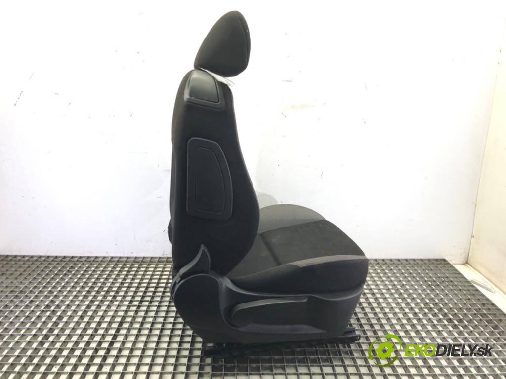 PEUGEOT 207 (WA_, WC_) 2006 - 2015    1.4 54 kW [73 KM] benzyna 2006 - 2013  Sedadlo pravy predný