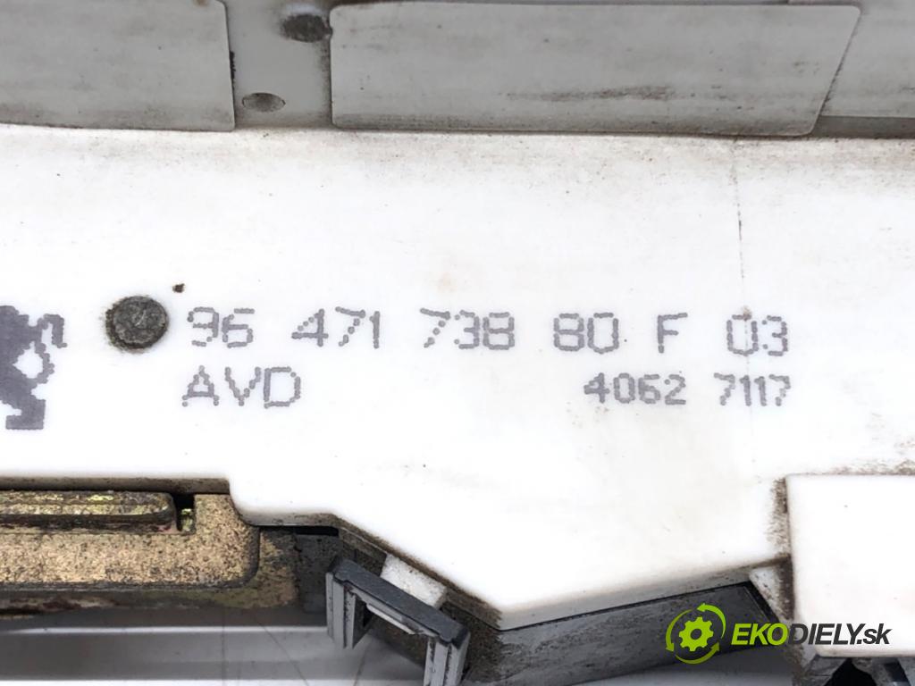 CITROEN C4 coupe (LA_) 2004 - 2013    1.6 HDi 80 kW [109 KM] olej napędowy 2004 - 2011  zámok dveře pravý přední část 9647173880