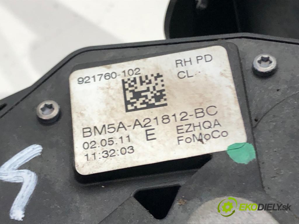 FORD FOCUS III Turnier 2010 - 2022    1.6 Ti 92 kW [125 KM] benzyna 2010 - 2022  zámok dveře pravý přední část BM5A-A21812-BC