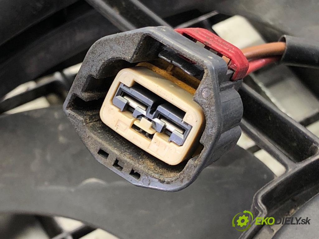 FORD FOCUS III Turnier 2010 - 2022    1.6 Ti 92 kW [125 KM] benzyna 2010 - 2022  Ventilátor chladiča 0130308447 8V61-8C607-F (Ventilátory)