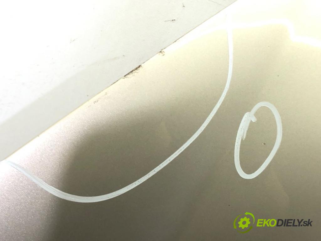 VW GOLF VI Variant (AJ5) 2009 - 2014    1.2 TSI 77 kW [105 KM] benzyna 2009 - 2013  kapota