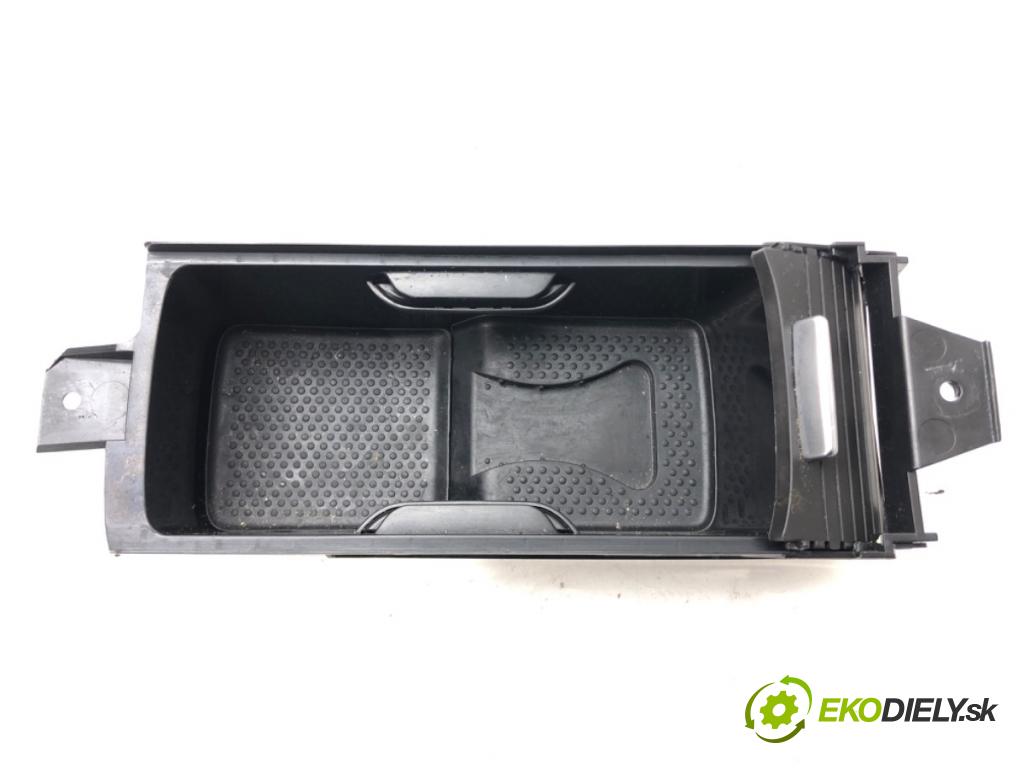 VW GOLF VI Variant (AJ5) 2009 - 2014    1.2 TSI 77 kW [105 KM] benzyna 2009 - 2013  Držiak na nápoje CUP: DRŽITEĽ: 1K0862531A