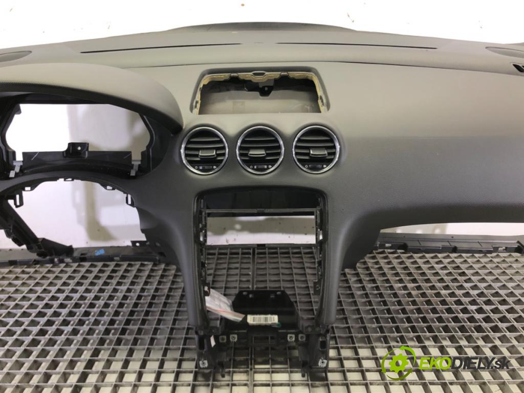 PEUGEOT 308 I (4A_, 4C_) 2007 - 2016    1.6 16V 88 kW [120 KM] benzyna 2007 - 2014  Palubná doska silentbloku ZÁBORY: pasy 96810154ZD 96559939ZD
