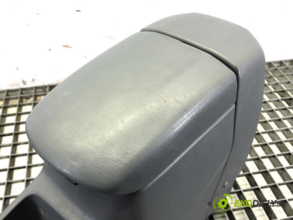 TOYOTA RAV 4 II (_A2_) 2000 - 2005    2.0 4WD (ACA21, ACA20) 110 kW [150 KM] benzyna 200  Tunel stredový  (Stredový tunel / panel)