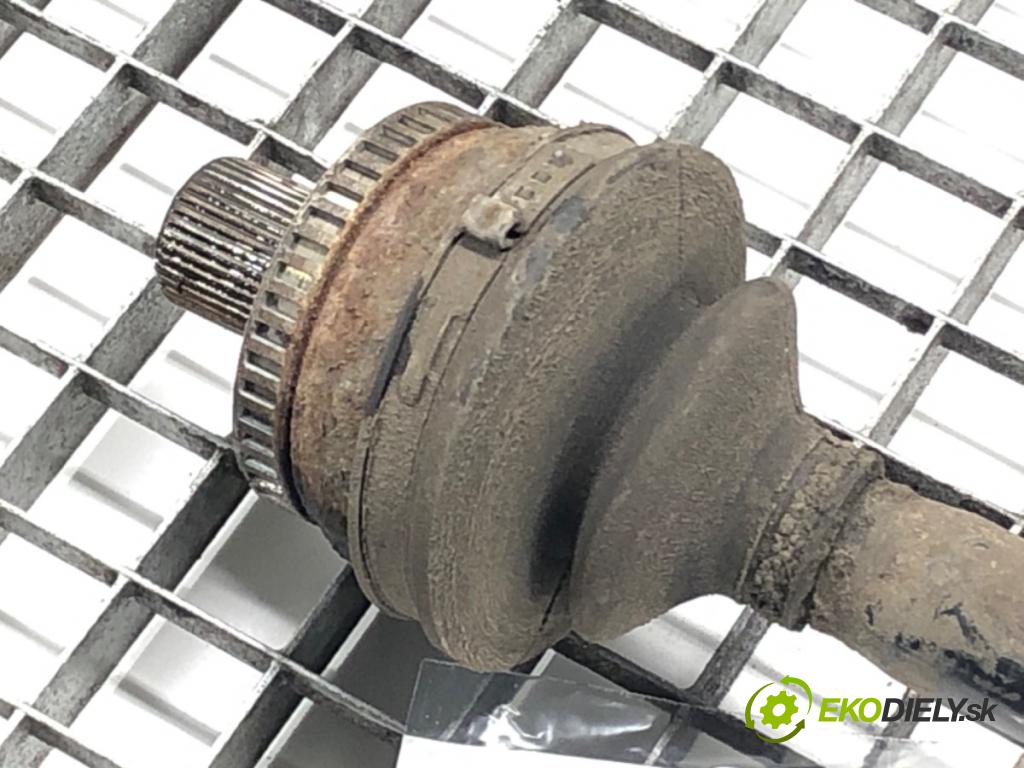 AUDI A4 B6 Avant (8E5) 2000 - 2005    3.0 162 kW [220 KM] benzyna 2001 - 2004  Poloos pravy zad