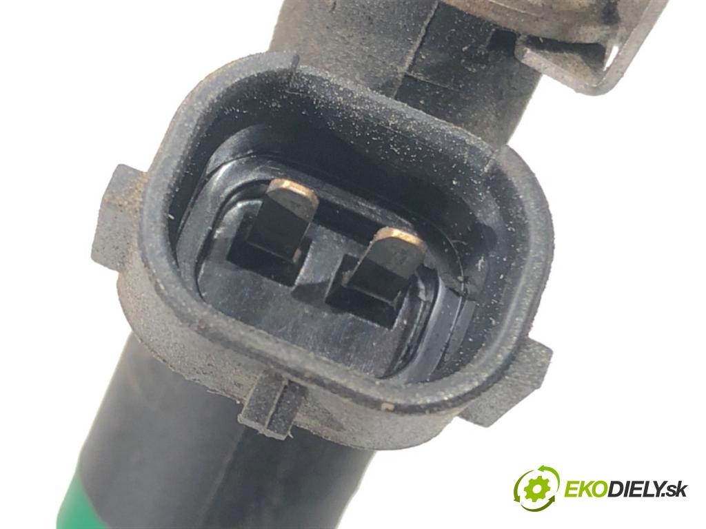 AUDI A4 B6 Avant (8E5) 2000 - 2005    3.0 162 kW [220 KM] benzyna 2001 - 2004  Lišta vstrekovacia 06C133551 (Vstrekovacie lišty)