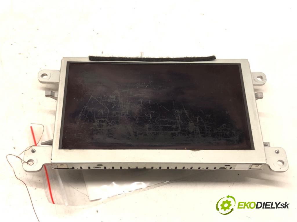 AUDI A4 B8 Avant (8K5) 2007 - 2015    2.0 TFSI 132 kW [180 KM] benzyna 2008 - 2015  Dislpej 8T0919604 (Prístrojové dosky, displeje)