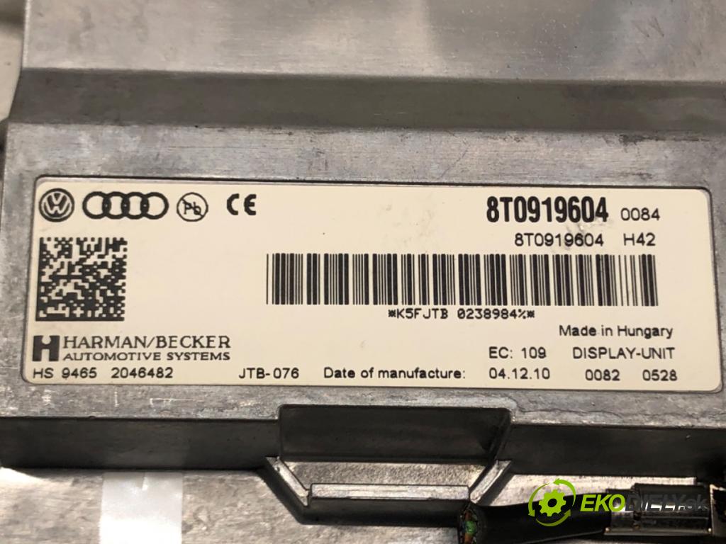 AUDI A4 B8 Avant (8K5) 2007 - 2015    2.0 TFSI 132 kW [180 KM] benzyna 2008 - 2015  Dislpej 8T0919604 (Prístrojové dosky, displeje)