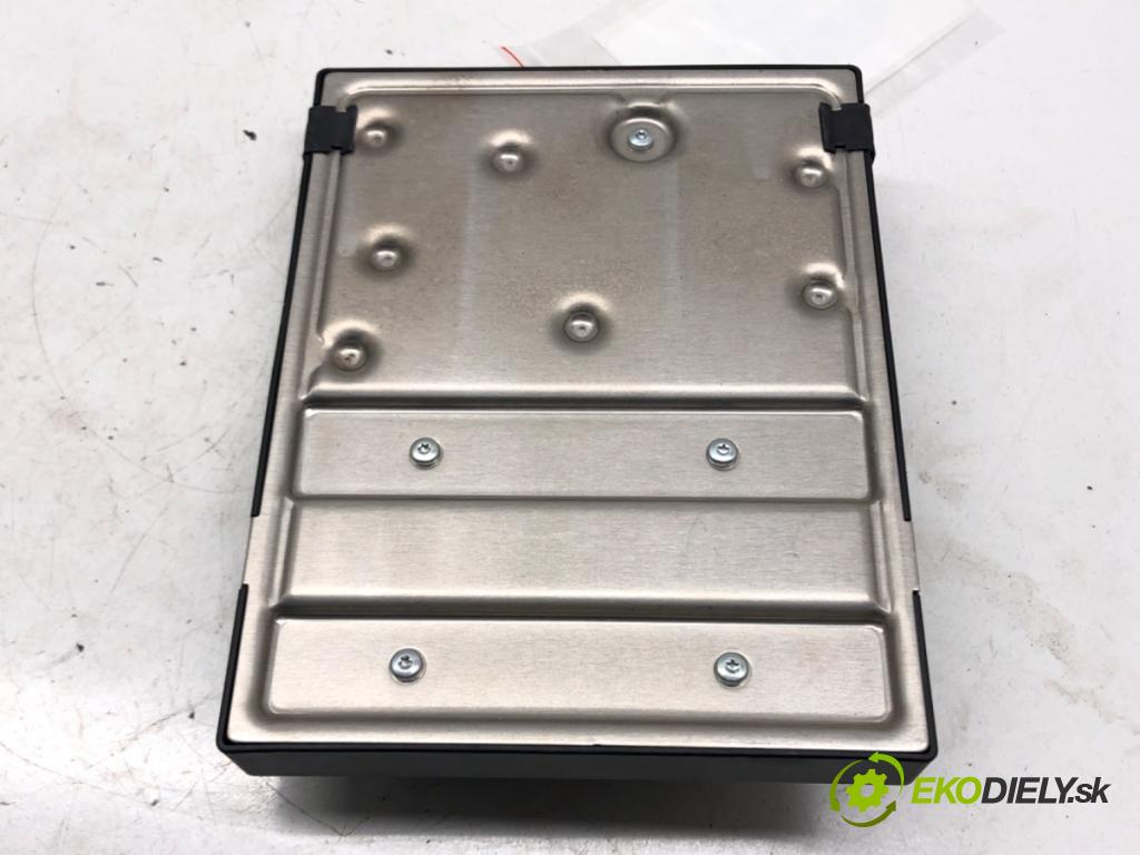 AUDI A4 B8 Avant (8K5) 2007 - 2015    2.0 TFSI 132 kW [180 KM] benzyna 2008 - 2015  Modul komfortu 8K0907063M (Moduly komfortu)