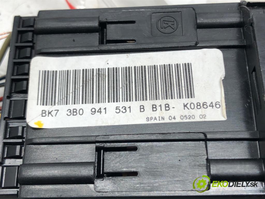 SKODA FABIA II (542) 2006 - 2014    1.6 TDI 66 kW [90 KM] olej napędowy 2010 - 2014  Spínač svetiel na prístrojovej doske 3B0941531B (Prepínače, spínače, tlačidlá a ovládače kúrenia)