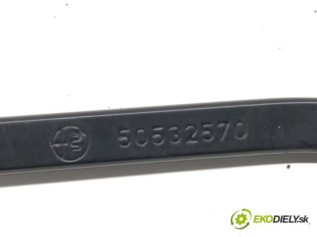 ALFA ROMEO GIULIA (952_) 2015 - 2022    2.0 Veloce (952ACA25) 206 kW [280 KM] benzyna 2016  ramena stěrače pravý přední část 50532570