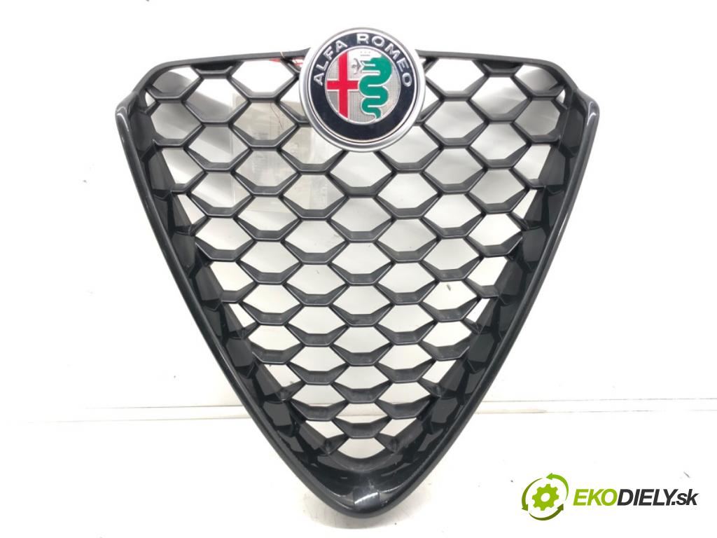 ALFA ROMEO GIULIA (952_) 2015 - 2022    2.0 Veloce (952ACA25) 206 kW [280 KM] benzyna 2016  mřížka maska 156152061 13051935 (Mřížky (masky) chladičů)