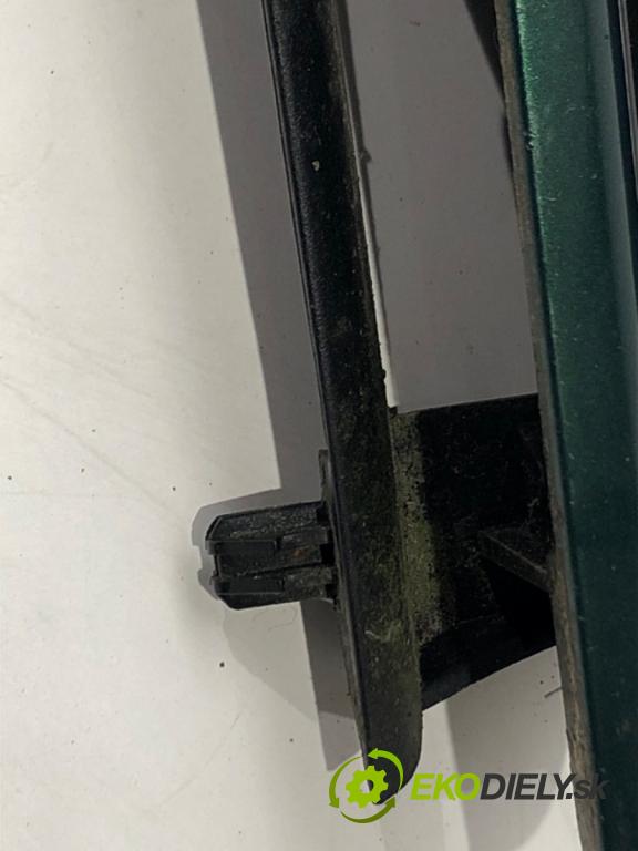 VW GOLF IV (1J1) 1997 - 2008    1.4 16V 55 kW [75 KM] benzyna 1997 - 2004  mřížka maska 1J0853651H (Mřížky (masky) chladičů)