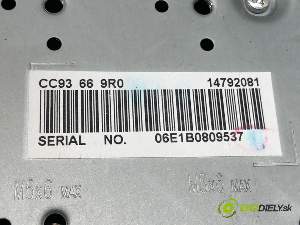 MAZDA 5 (CR19) 2005 - 2010    2.0 CD (CR19) 105 kW [143 KM] olej napędowy 2005 -  RADIO CC9366AR0 (Audio zariadenia)