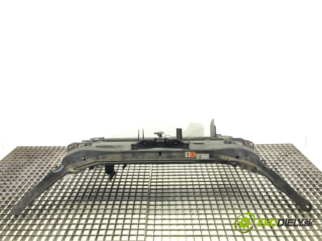 MAZDA 5 (CR19) 2005 - 2010    2.0 CD (CR19) 105 kW [143 KM] olej napędowy 2005 -  držák přední část  (Výztuhy přední)