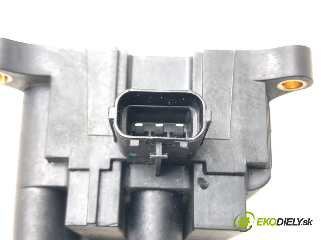 MAZDA 6 Station Wagon (GY) 2002 - 2008    2.0 (GYEW) 104 kW [141 KM] benzyna 2002 - 2007  Cievka zapaľovacia  (Zapaľovacie cievky, moduly)