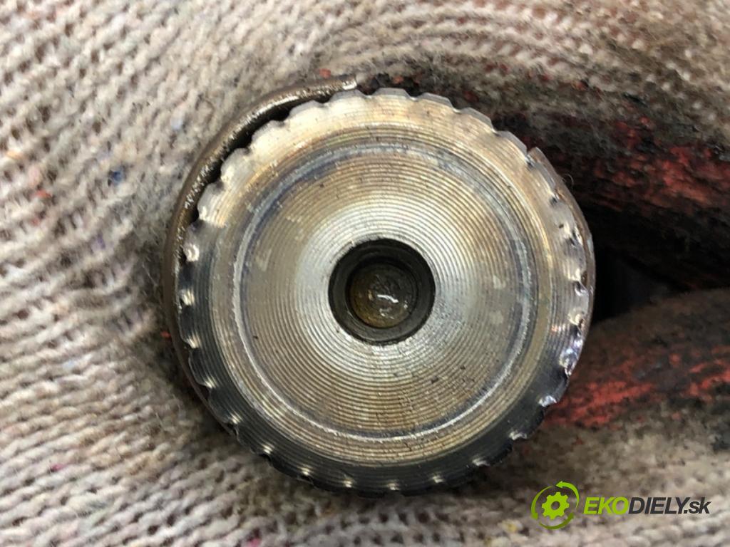 MAZDA 6 Station Wagon (GY) 2002 - 2008    2.0 (GYEW) 104 kW [141 KM] benzyna 2002 - 2007  Poloos pravá  (Poloosy)