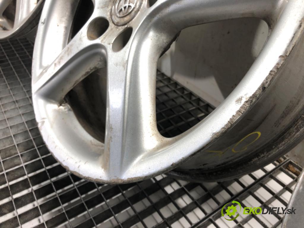 TOYOTA AVENSIS sedan (_T27_) 2008 - 2018    ---  disky hliníkové 17 7J 5X114.3 ET 45 stred CENTR. 60.1 1174 RONAL