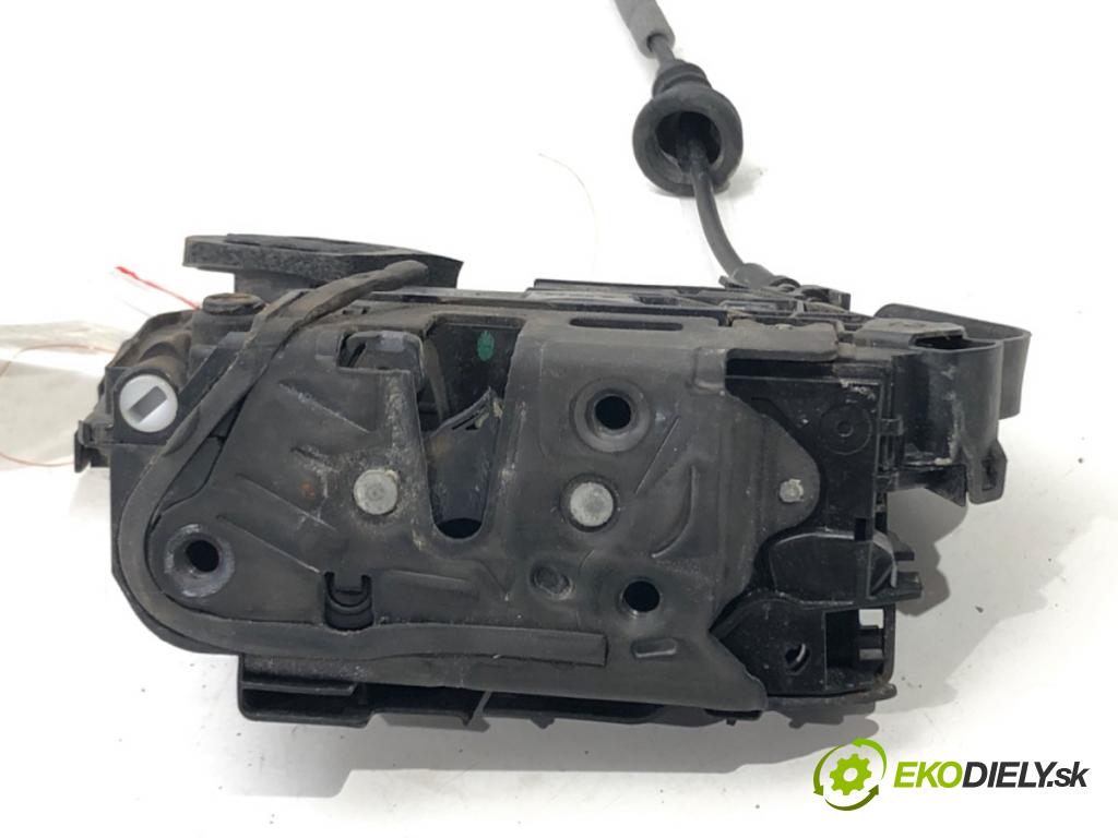 VW GOLF VII Variant (BA5, BV5) 2013 - 2022    1.6 TDI 81 kW [110 KM] olej napędowy 2013 - 2017  zámok dveře levý zadní část 5TA839015E
